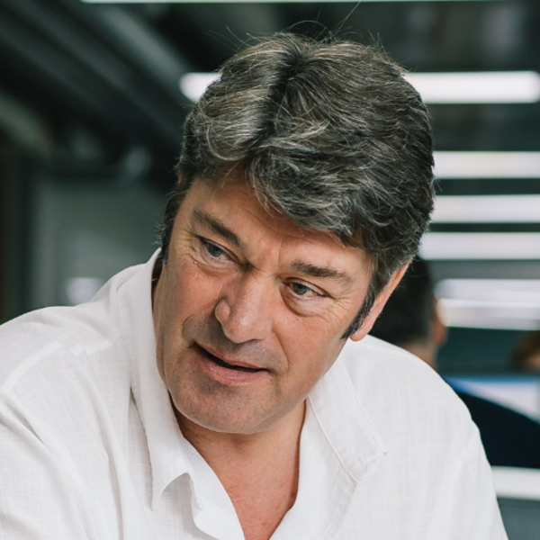 Neil Carter​​​​